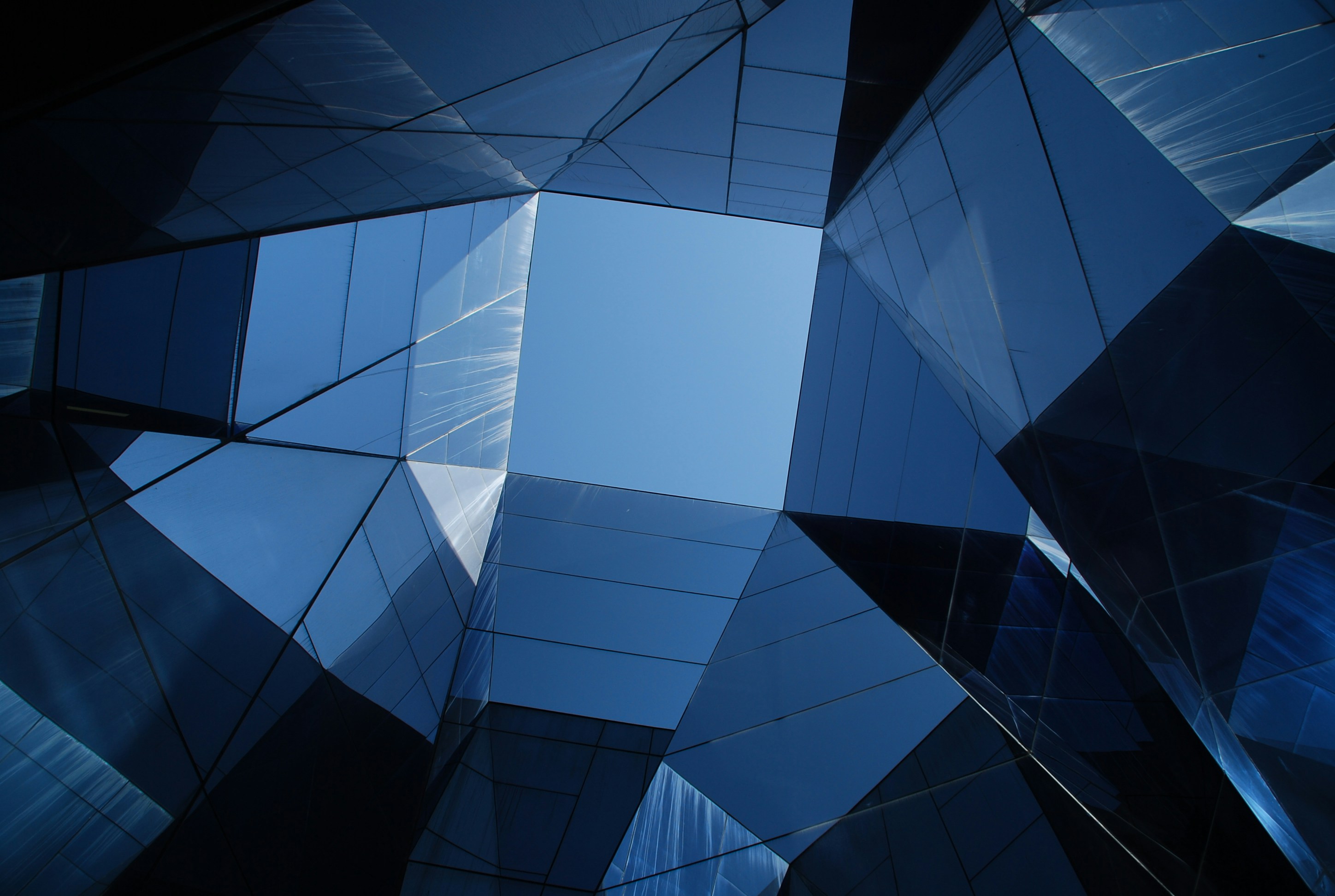 Unlocking new Credit Risk signals from unstructured data with Mechanistic Interpretability